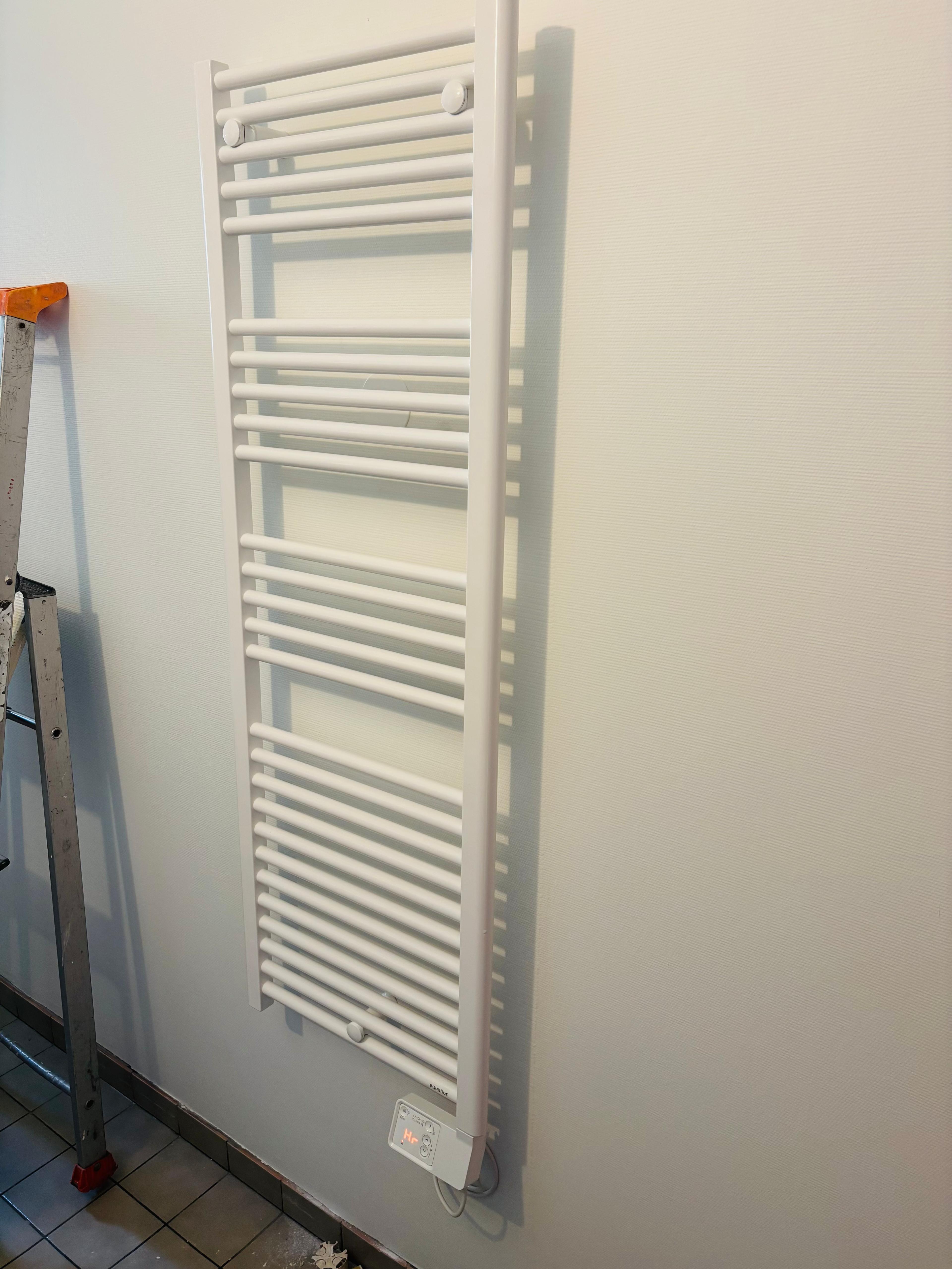 Pose de radiateur et sèche-serviette électrique